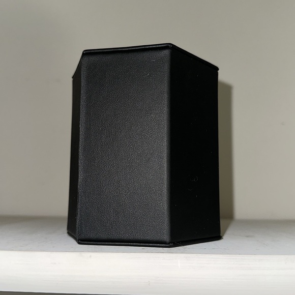 Black Photo Props - Picture 4 of 6